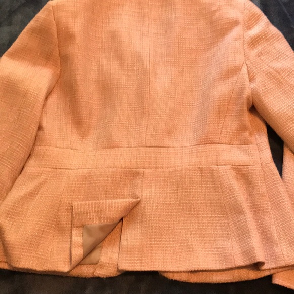 Blazer - Picture 5 of 7